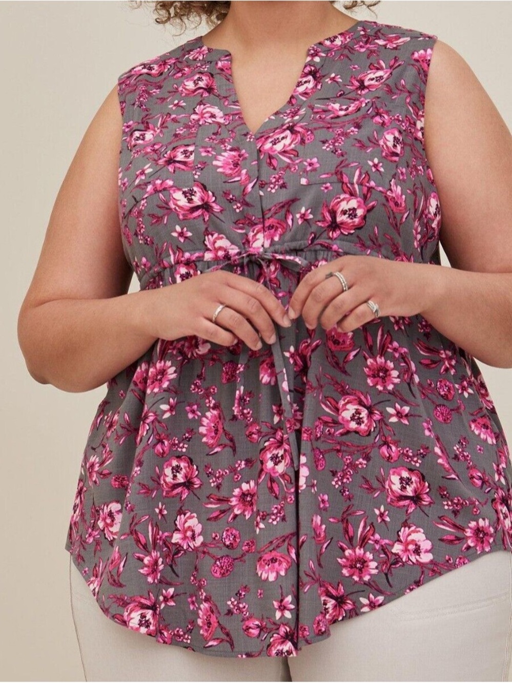 Torrid Gray Pink Floral Sleeveless Peplum Blouse V-Neck Tie Front Size 2/2x